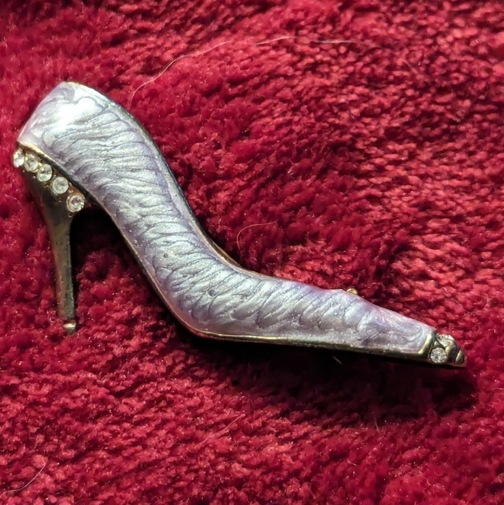 Vintage Shoe Brooch purple lilac Trendy enamel rhinestone high heel shoe pin